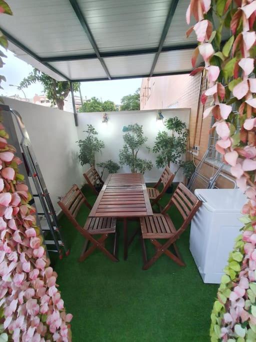 Precioso Con Patio. Málaga